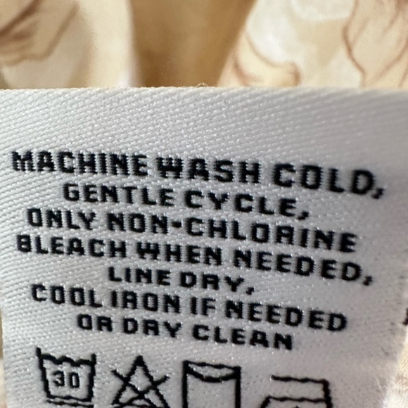 LADIES WHITE CK TOP WITH BROWN FLOWERS - Picture 3 of 3